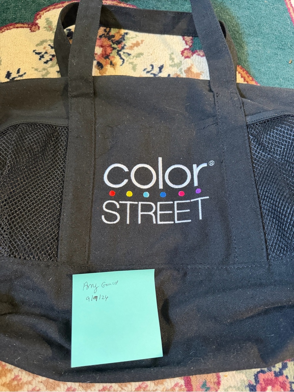 Color street tote
